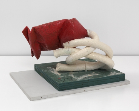Claes Oldenburg, Tube Supported by its Contents, 1981